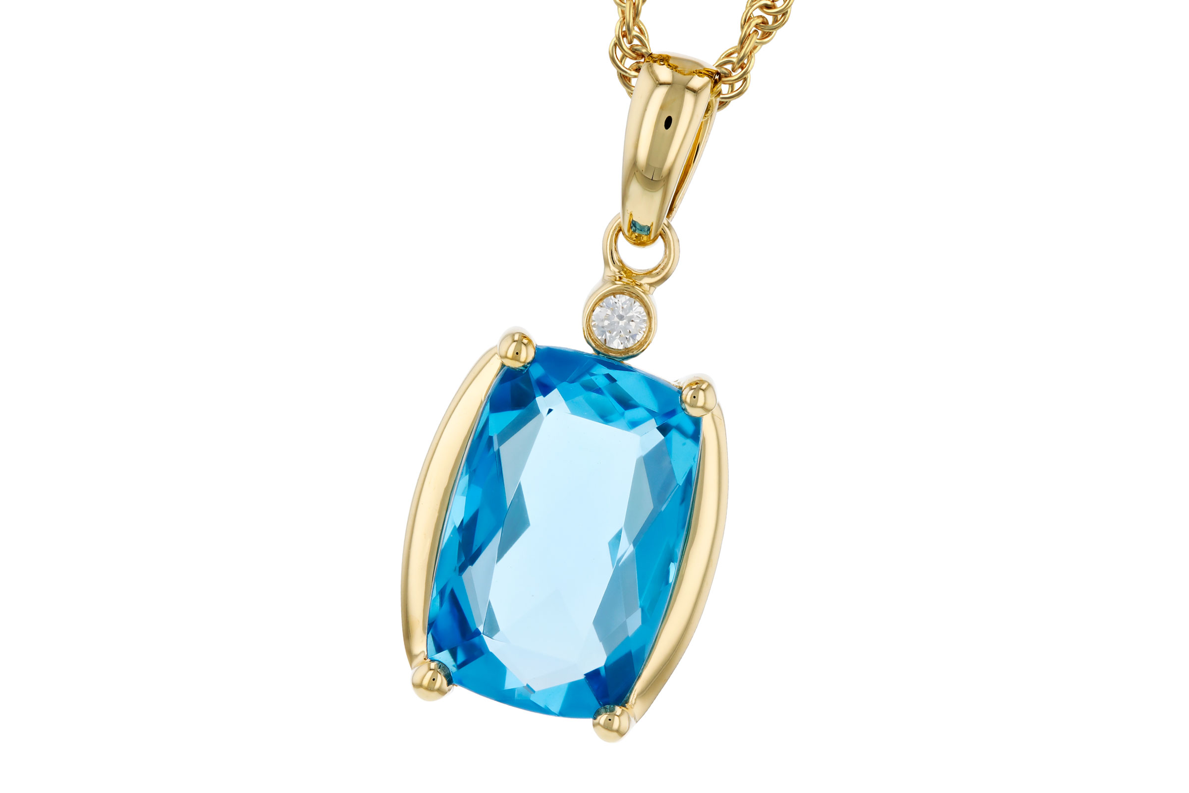 B321-65648: NECKLACE 2.88 BLUE TOPAZ 2.90 TGW (11x7MM BT)