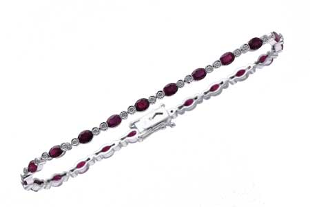 D229-90202: BRACELET 4.08 RUBY 4.55 TGW