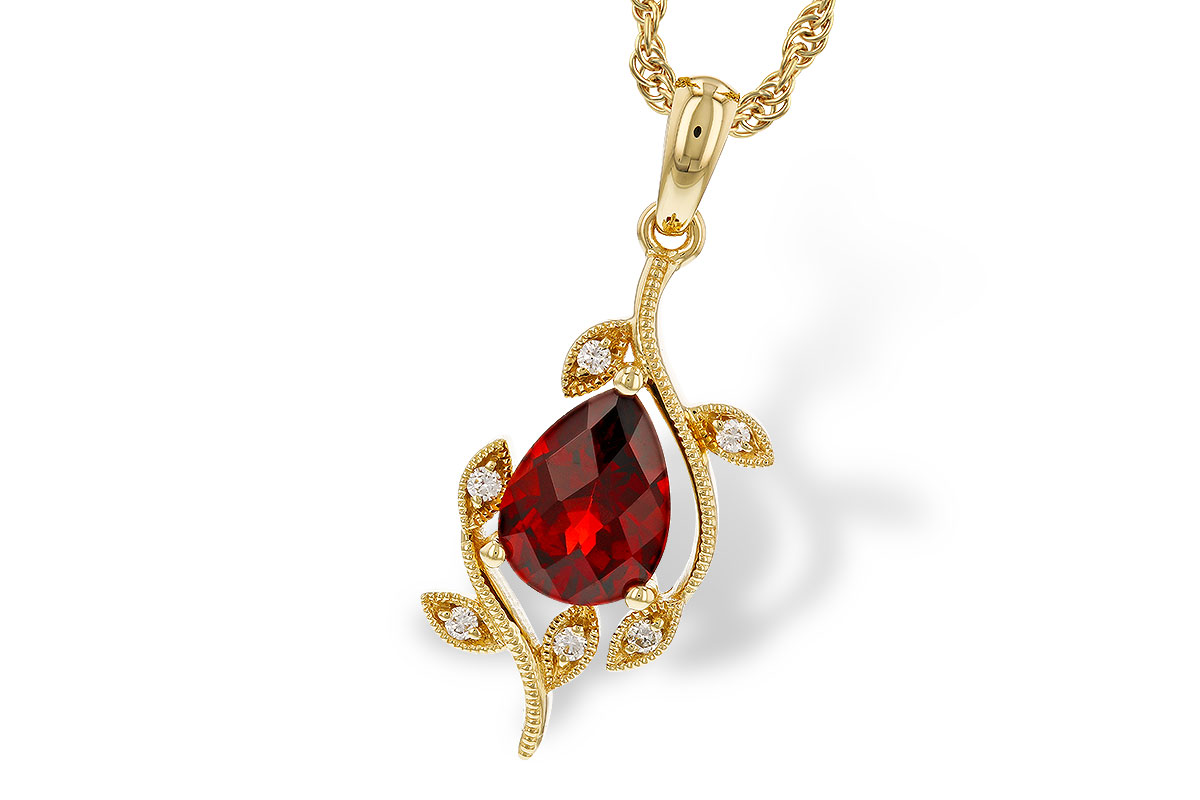 E320-79293: NECKLACE 1.34 GARNET 1.39 TGW (8X6MM GAR)
