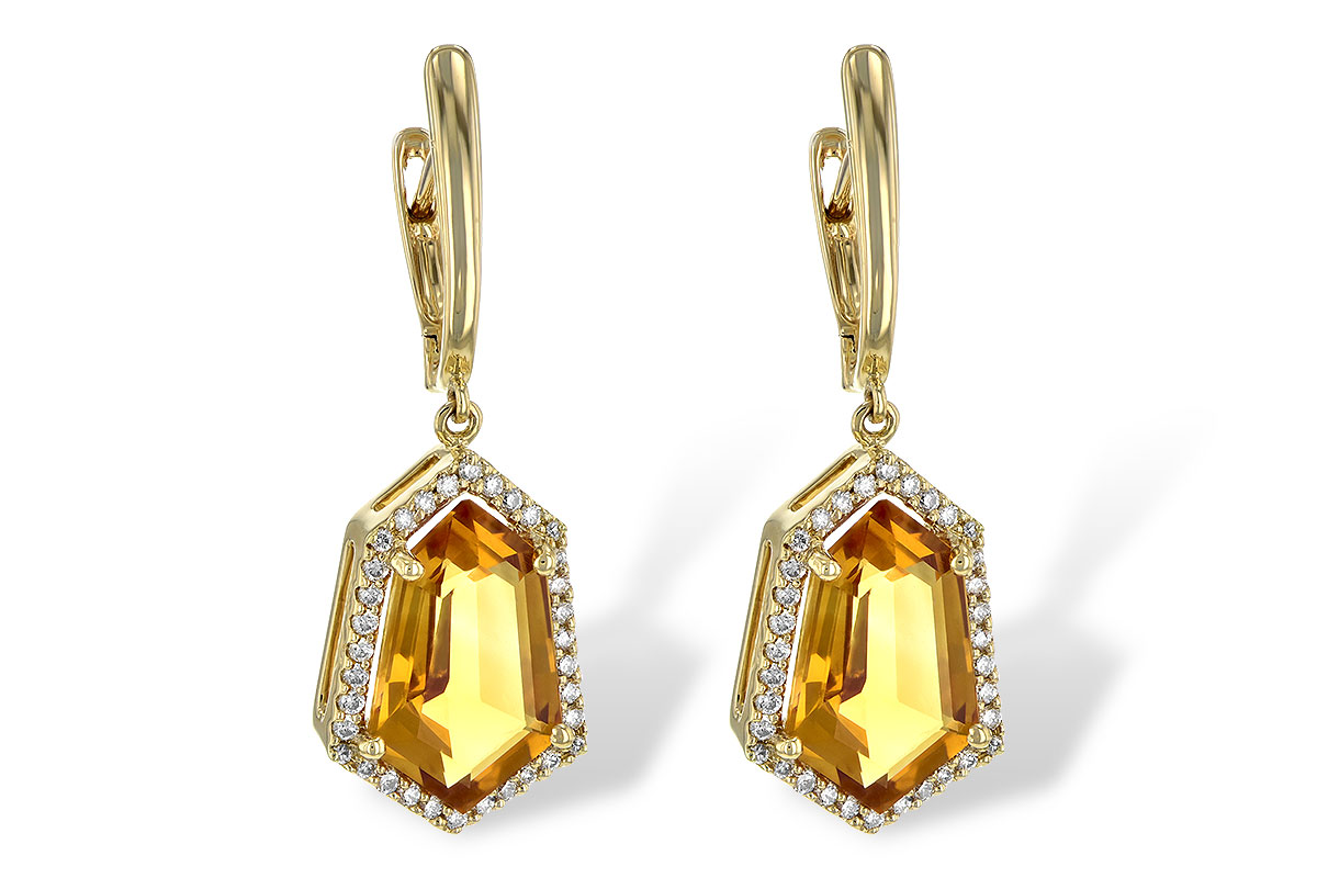 G236-19311: EARR 3.80 TW CITRINE 4.05 TGW